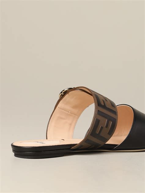 fendi sandals flat woman